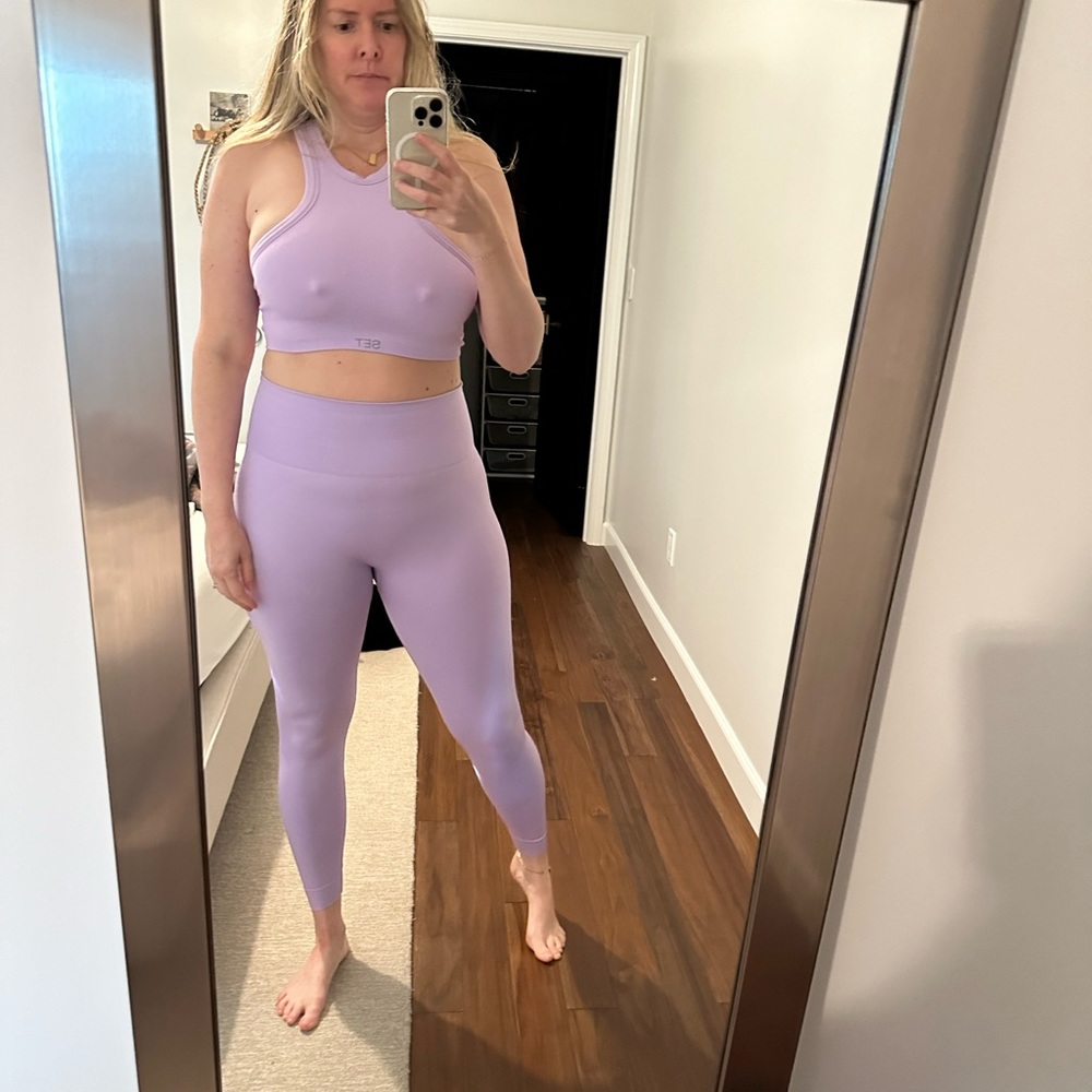 New set active set. Only wore once.